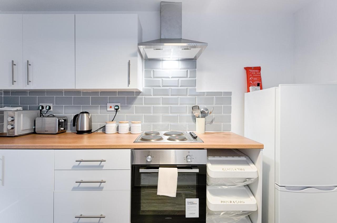 City Centre, Parking, Smart Tv'S In All Rooms 스완지 외부 사진