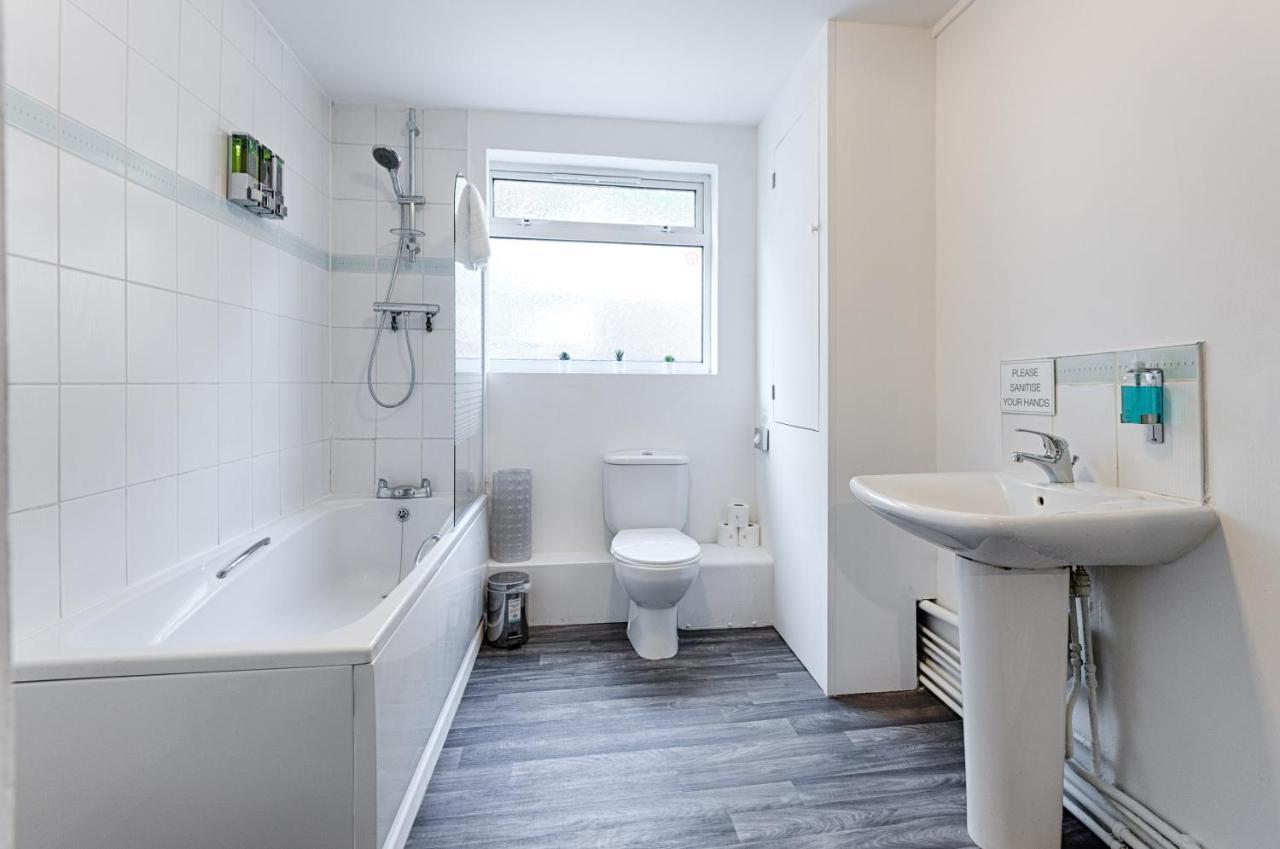 City Centre, Parking, Smart Tv'S In All Rooms 스완지 외부 사진